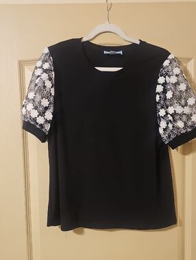 CeCe Black Top with White Floral Lace Short Sleeves